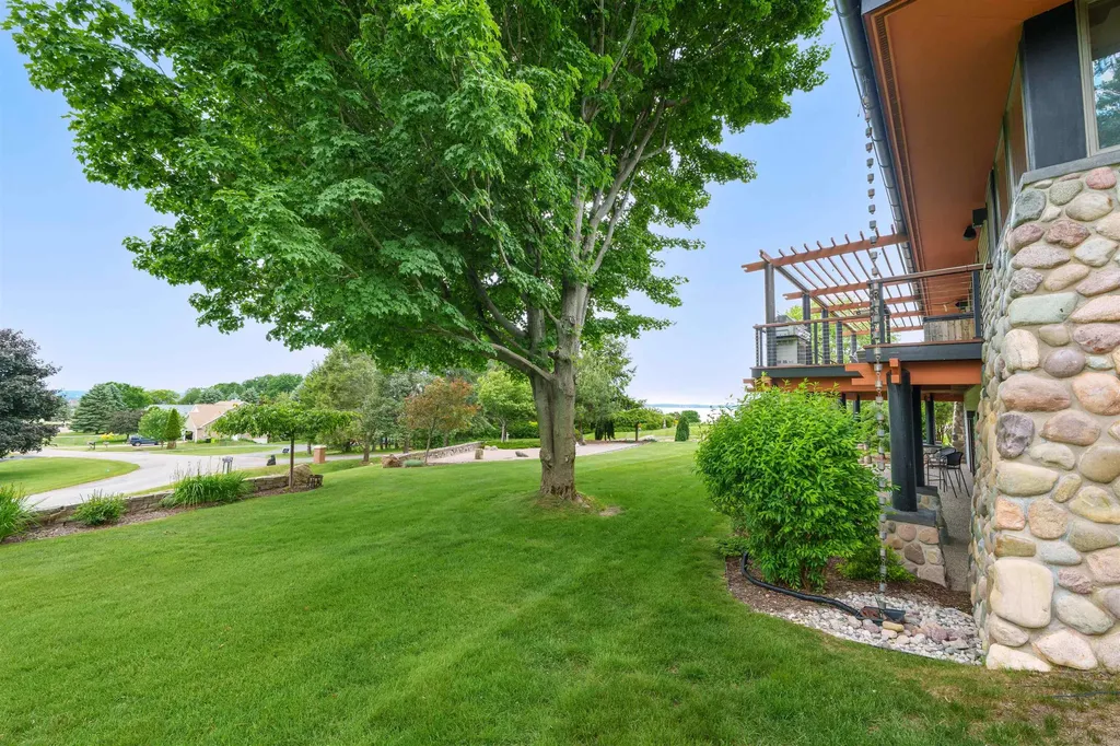 3333 Kirkridge Drive Acme Township MI 49690
