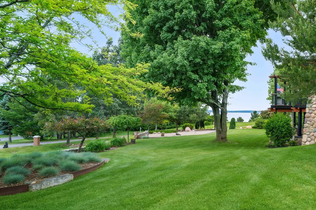 3333 Kirkridge Drive Acme Township MI 49690