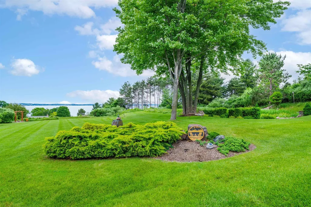 3333 Kirkridge Drive Acme Township MI 49690