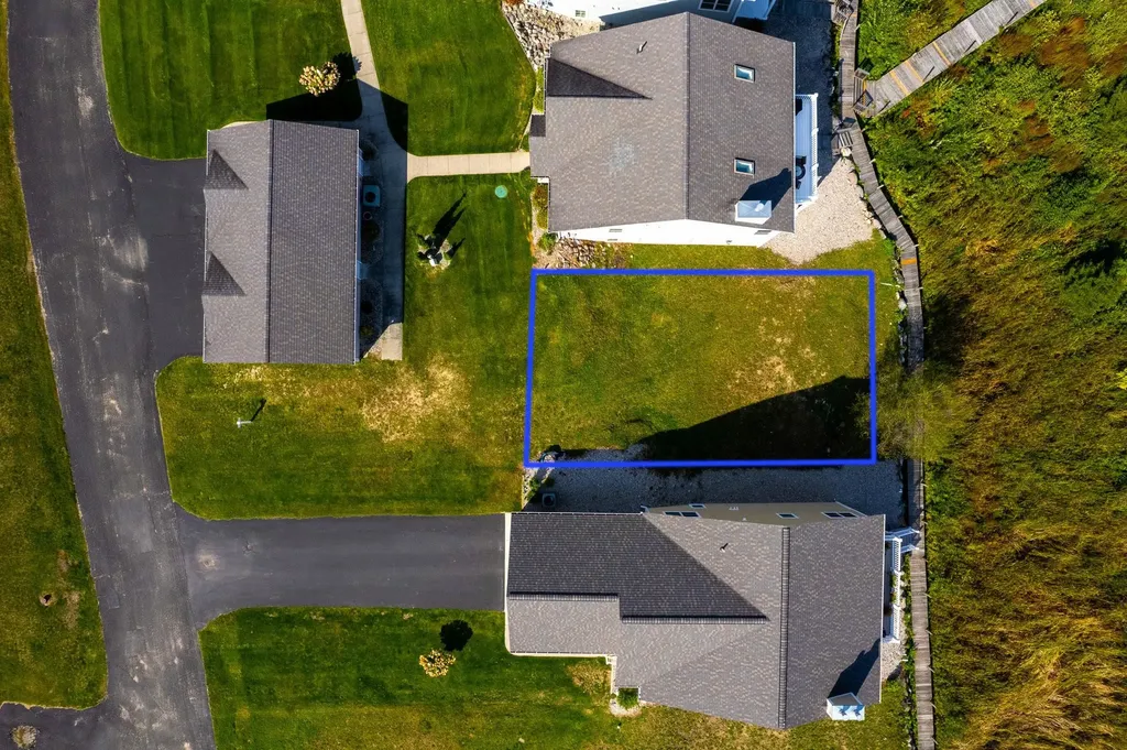 2810 W Shore Drive Central Lake Township MI 49622