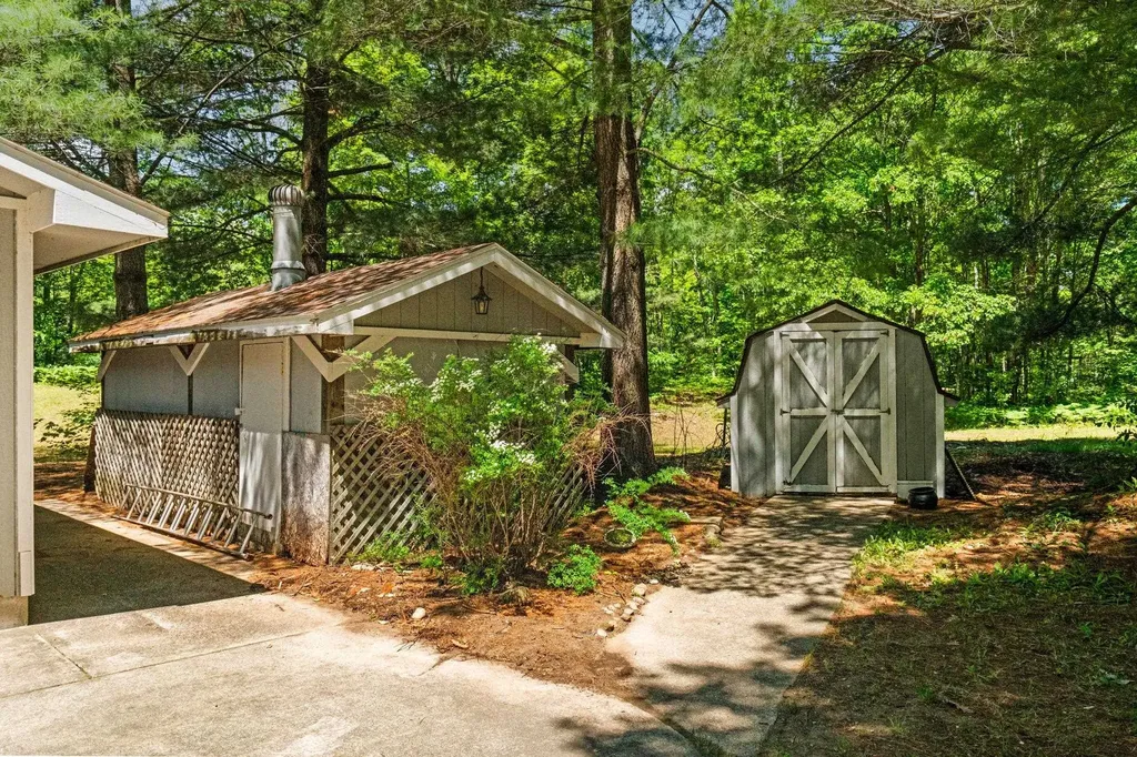 5596 NE Rita Drive Coldsprings Township MI 49646