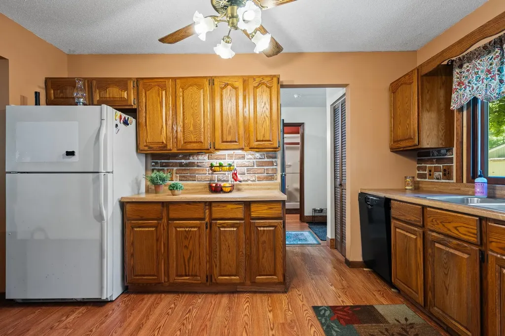 5596 NE Rita Drive Coldsprings Township MI 49646
