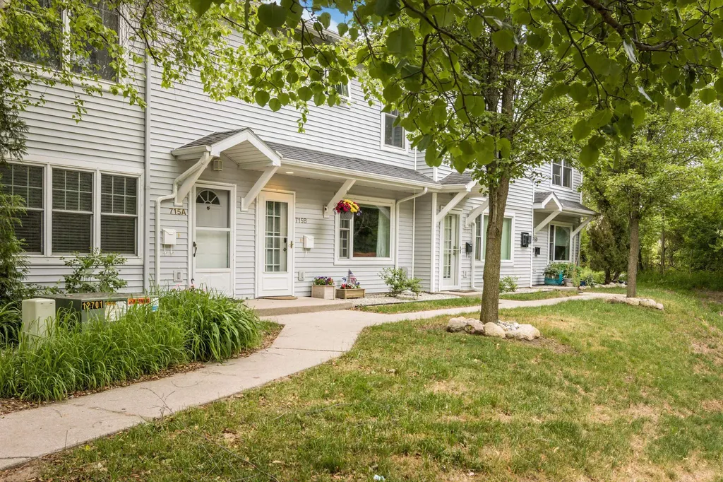 715 Lake Avenue Traverse City City MI 49684