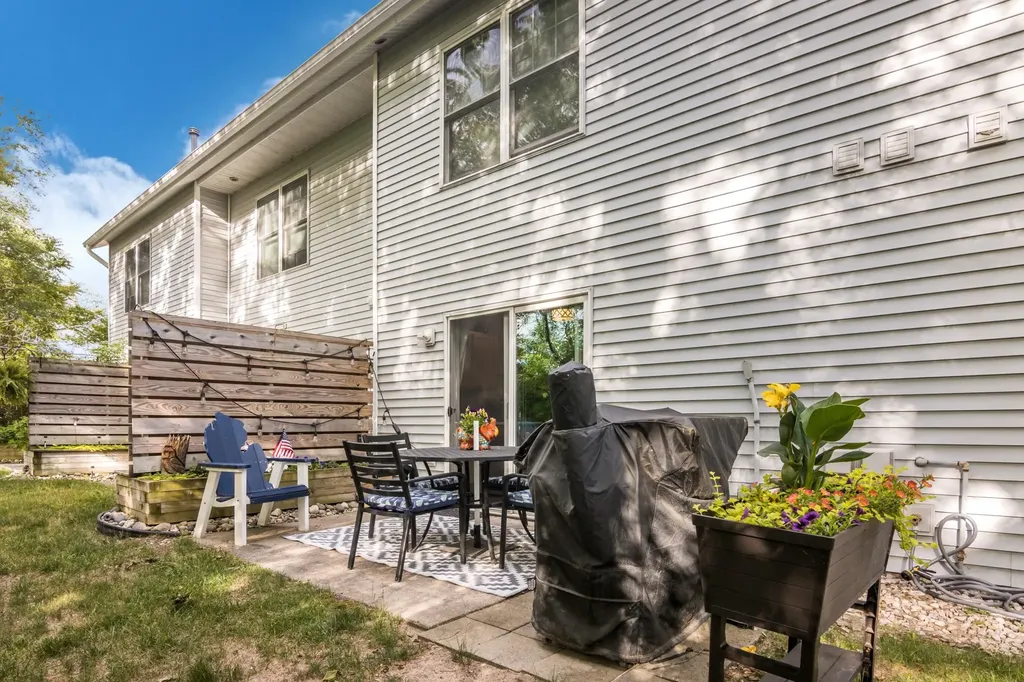 715 Lake Avenue Traverse City City MI 49684