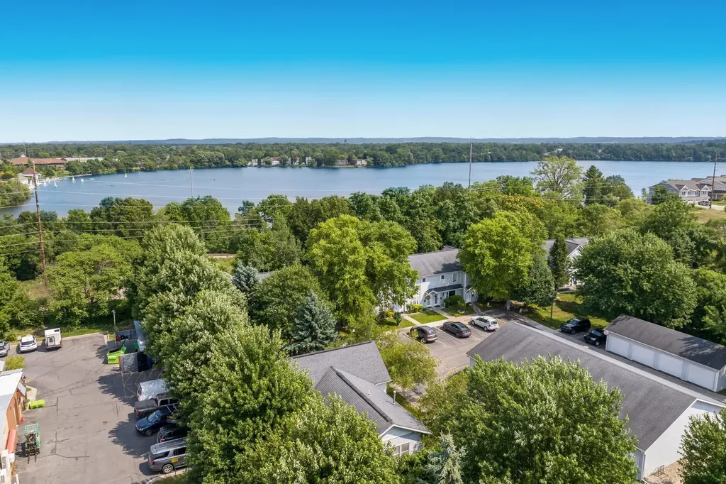715 Lake Avenue Traverse City City MI 49684