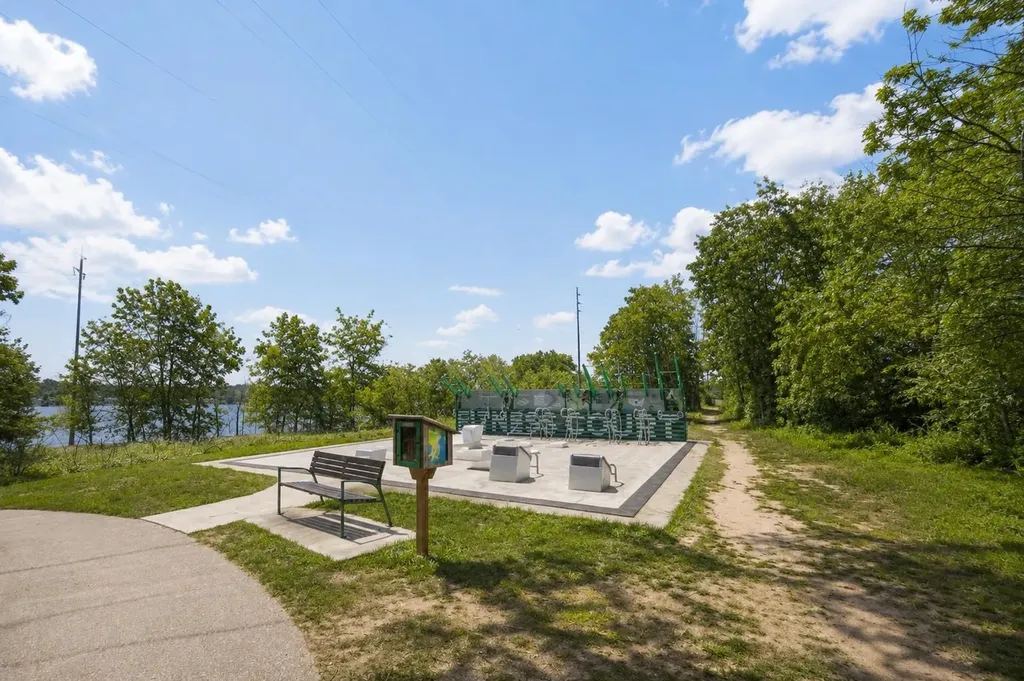 715 Lake Avenue Traverse City City MI 49684