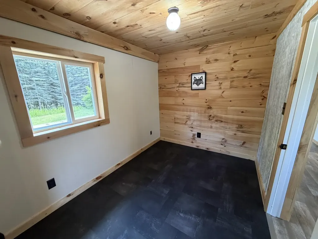 6855 W Sharon Road, SW Springfield Township MI 49633