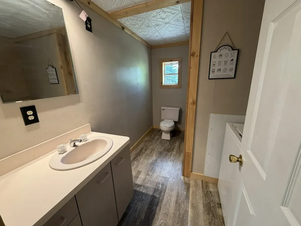 6855 W Sharon Road, SW Springfield Township MI 49633
