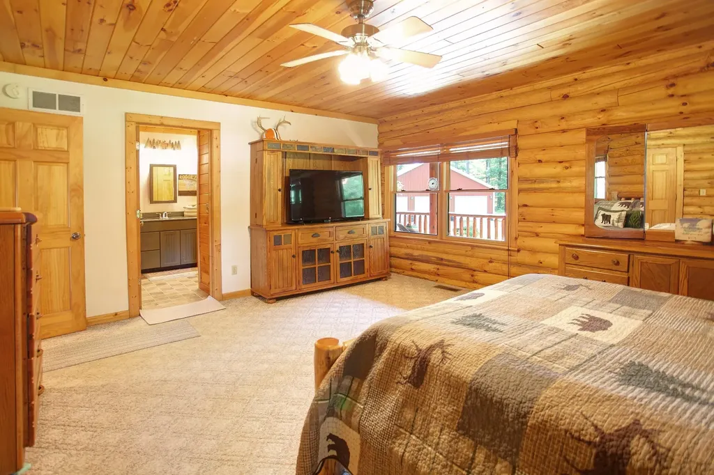 8100 Hodge Road Fife Lake Township MI 49649