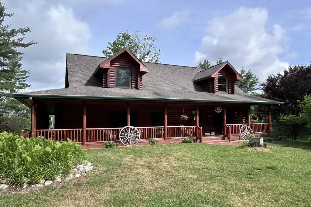 8100 Hodge Road Fife Lake Township MI 49649