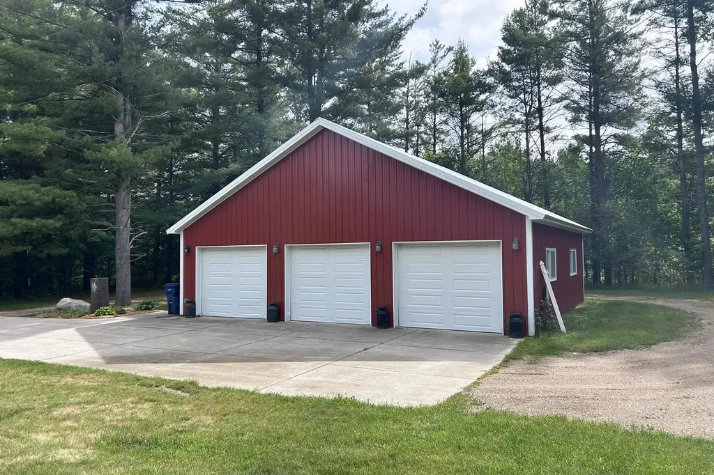 8100 Hodge Road Fife Lake Township MI 49649