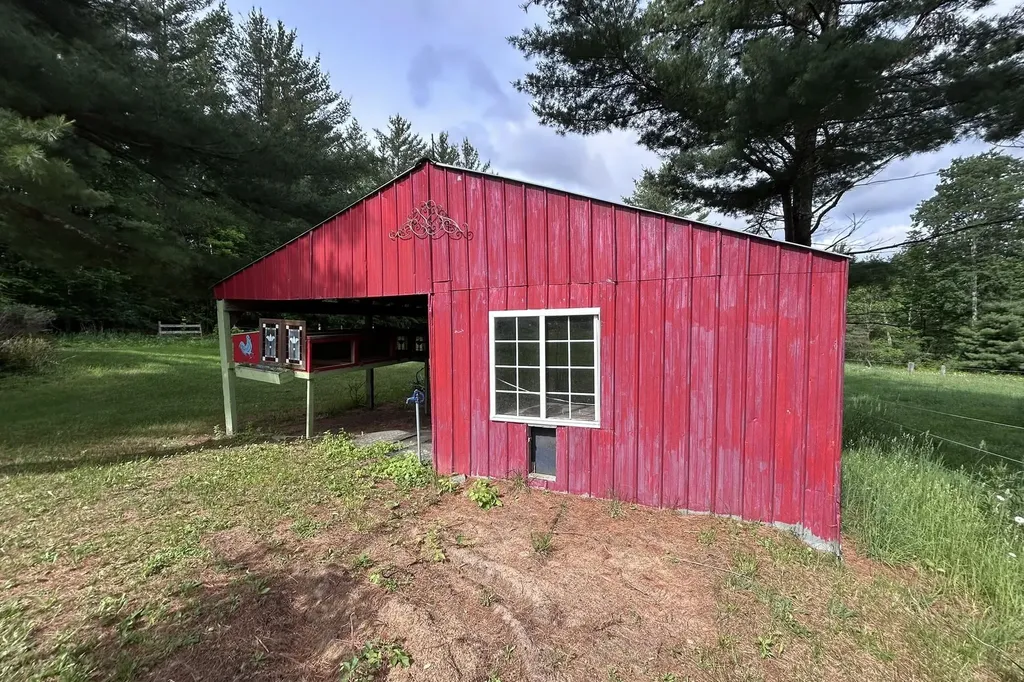 8100 Hodge Road Fife Lake Township MI 49649