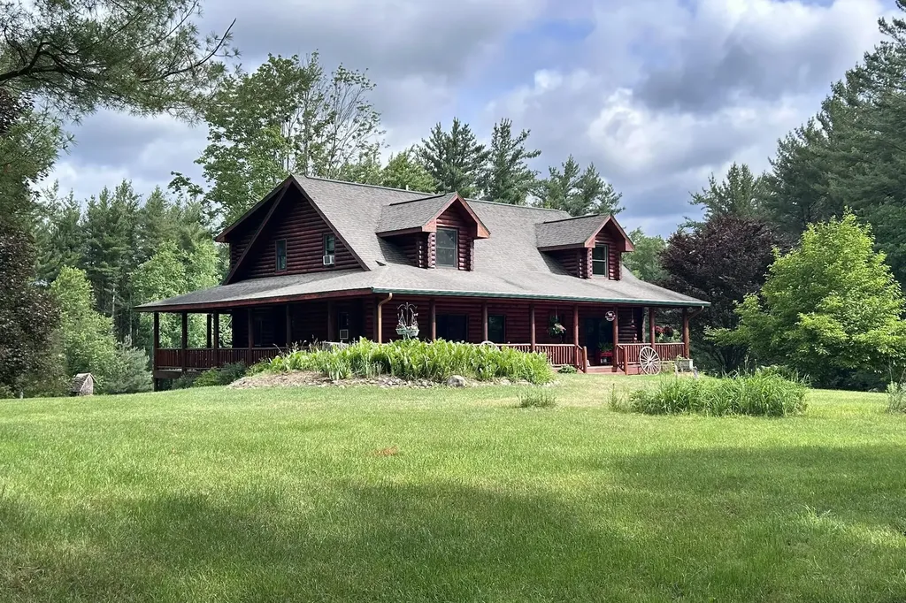 8100 Hodge Road Fife Lake Township MI 49649
