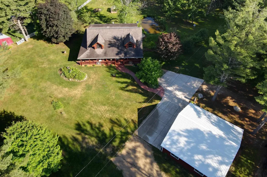 8100 Hodge Road Fife Lake Township MI 49649