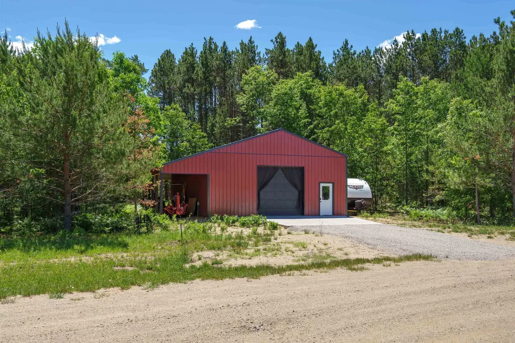 7980+ Springwater Drive Clearwater Township MI 49676