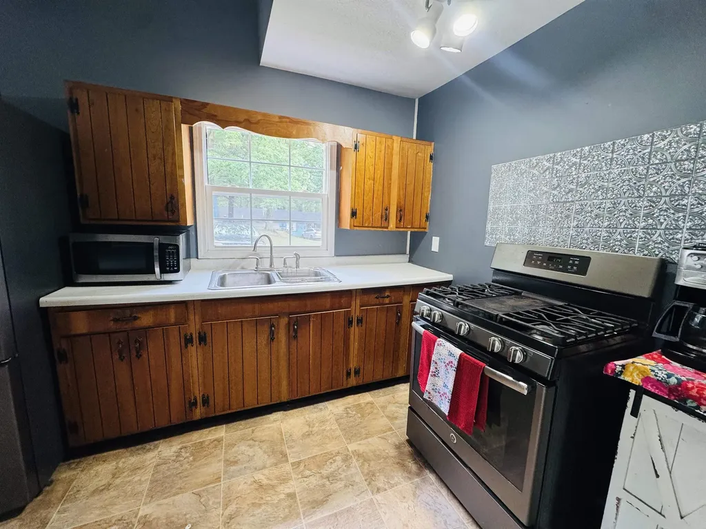 10131 W Laurel Street Lake Township MI 49651