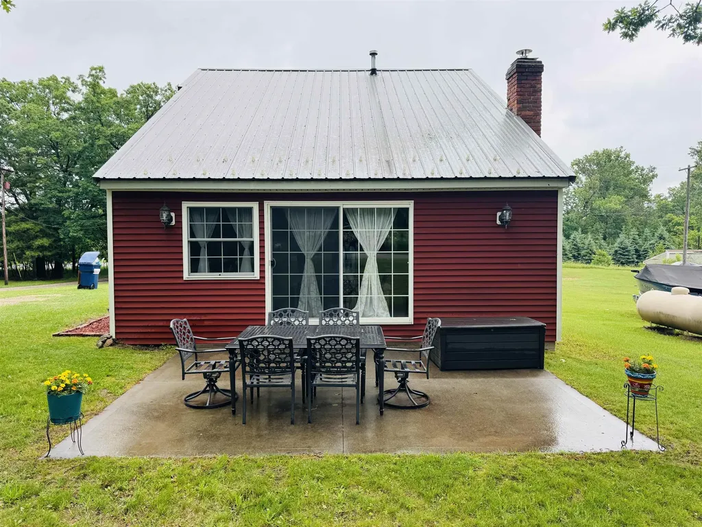 10131 W Laurel Street Lake Township MI 49651