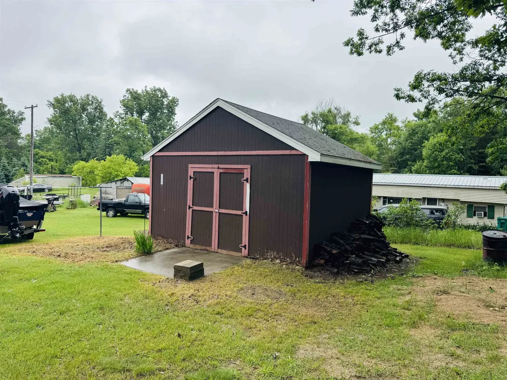10131 W Laurel Street Lake Township MI 49651