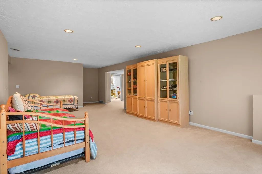 12016 S Elk Run Elmwood Charter Township MI 49684