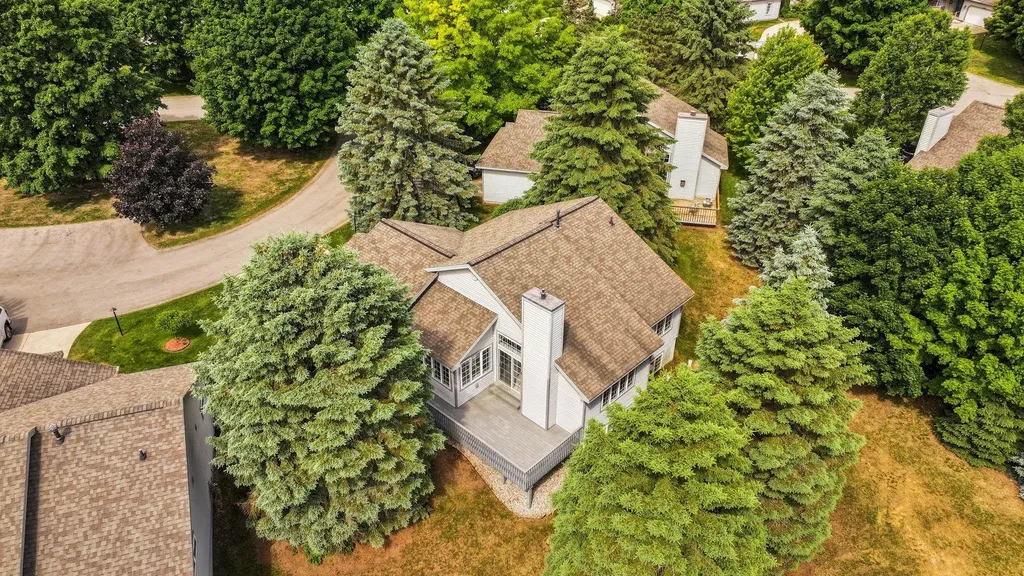 12016 S Elk Run Elmwood Charter Township MI 49684