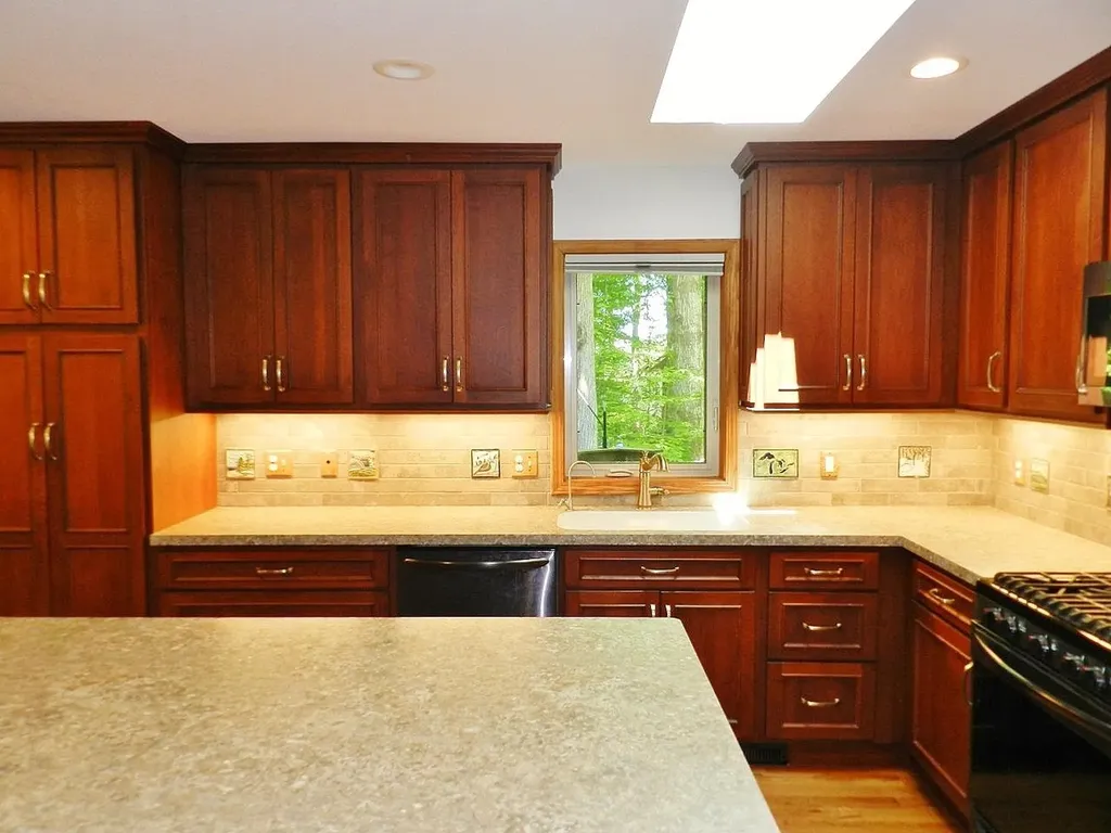 12055 S Woodwinds Circle Elmwood Charter Township MI 49684