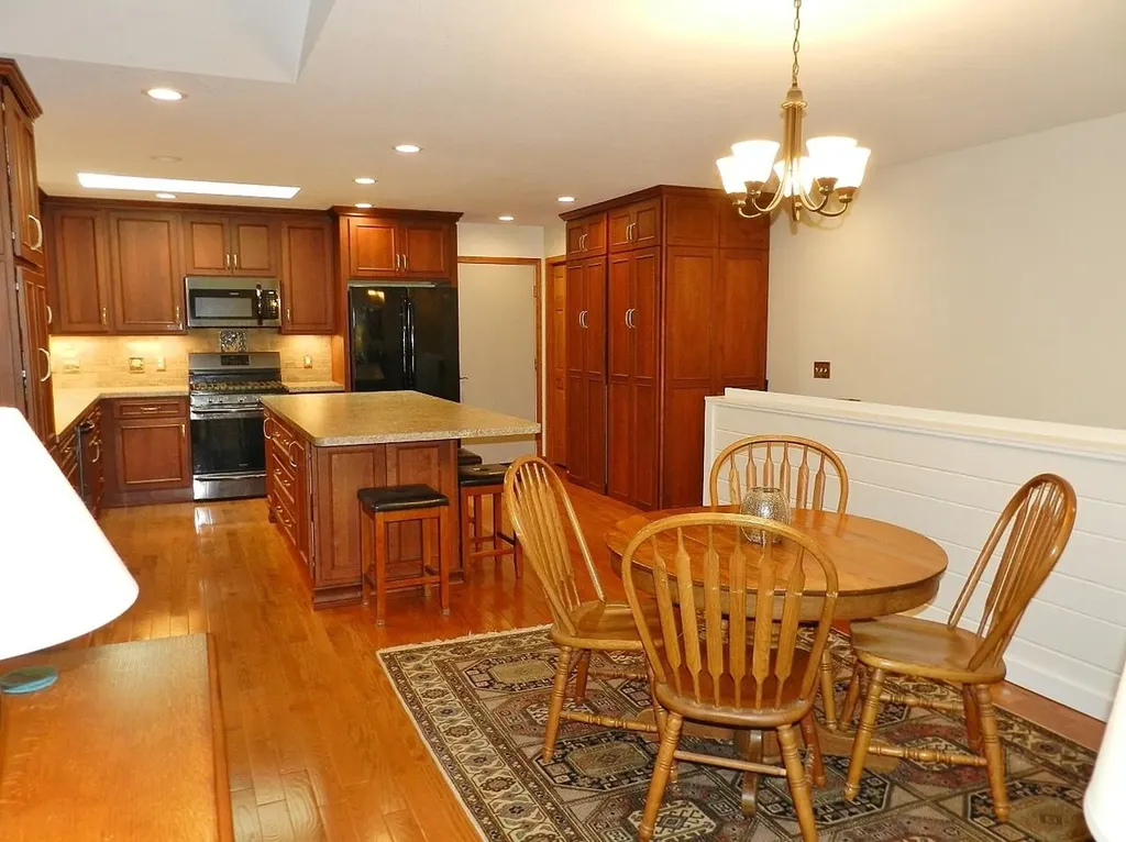 12055 S Woodwinds Circle Elmwood Charter Township MI 49684