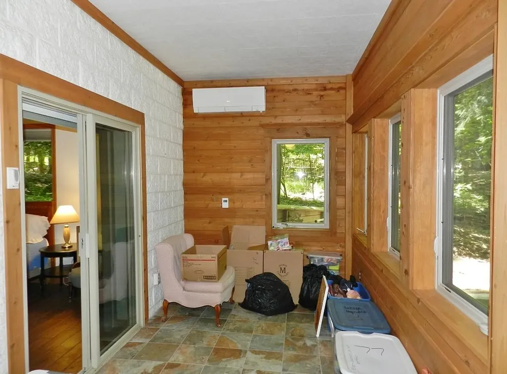 12055 S Woodwinds Circle Elmwood Charter Township MI 49684
