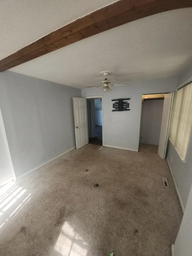 310 N Mountain Street Bay City City MI 48706