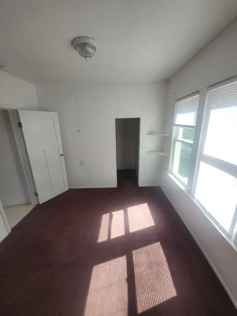 310 N Mountain Street Bay City City MI 48706