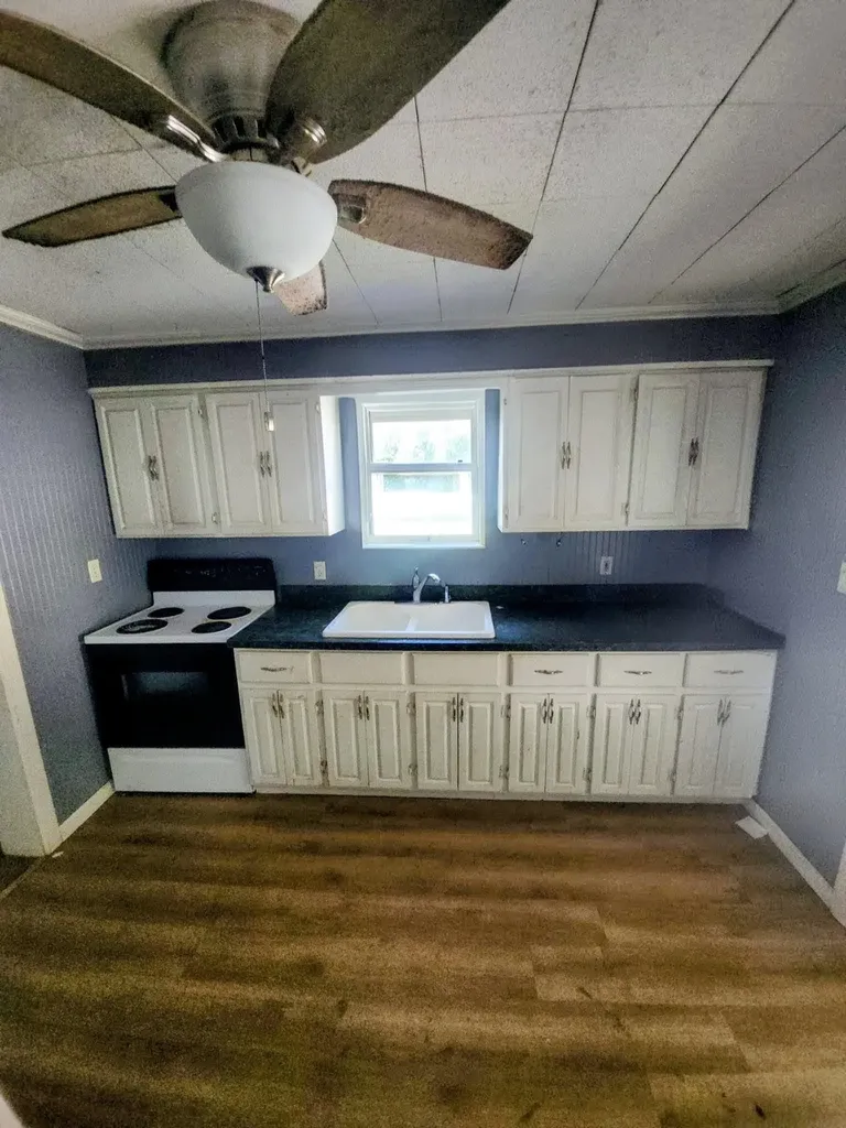 310 N Mountain Street Bay City City MI 48706