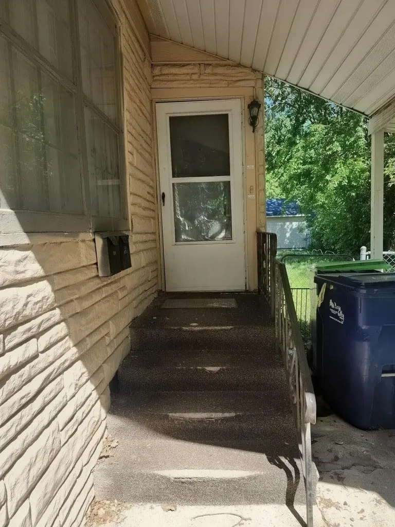 310 N Mountain Street Bay City City MI 48706