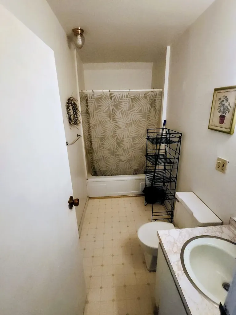 310 N Mountain Street Bay City City MI 48706