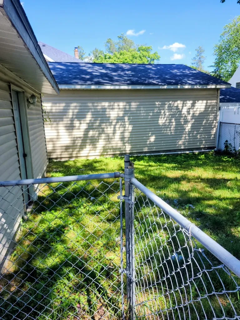 310 N Mountain Street Bay City City MI 48706