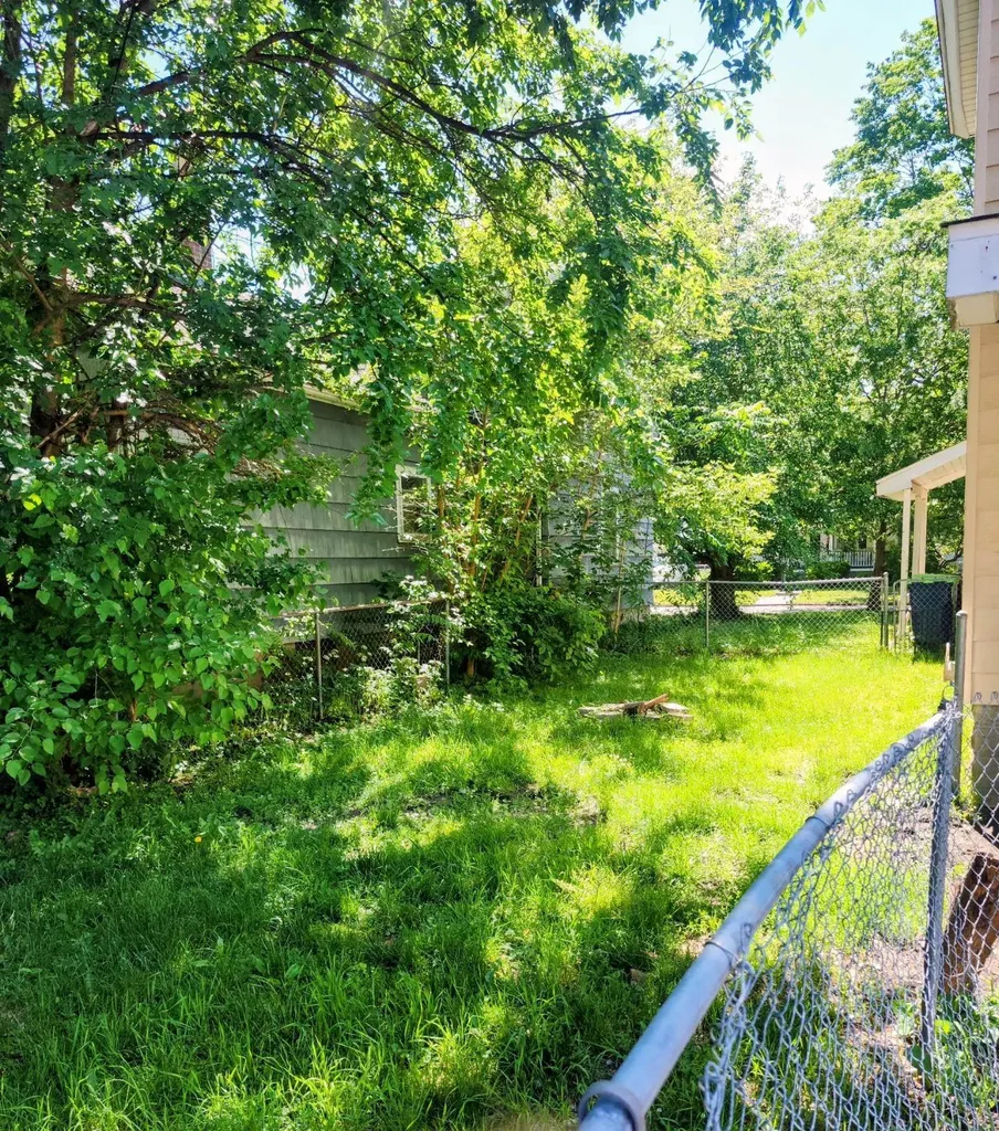 310 N Mountain Street Bay City City MI 48706