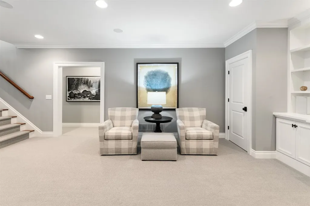 10758 Shrewbury Street Traverse City City MI 49684