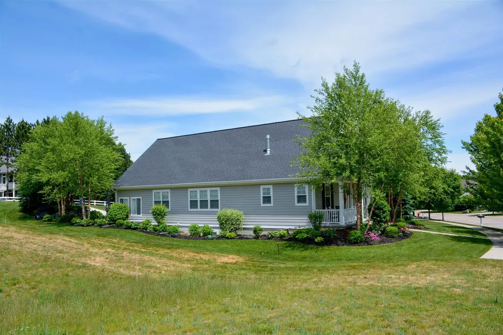 10758 Shrewbury Street Traverse City City MI 49684