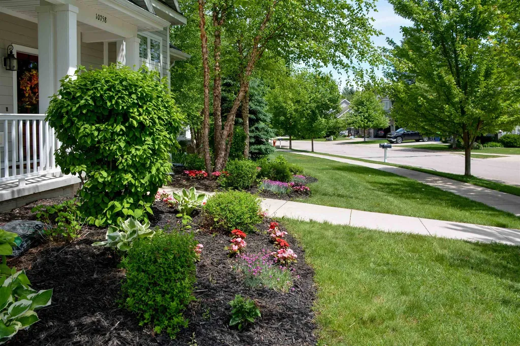 10758 Shrewbury Street Traverse City City MI 49684