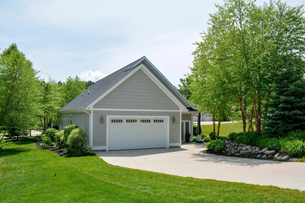 10758 Shrewbury Street Traverse City City MI 49684