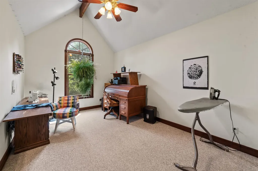 10552 Craig Road Peninsula Township MI 49686