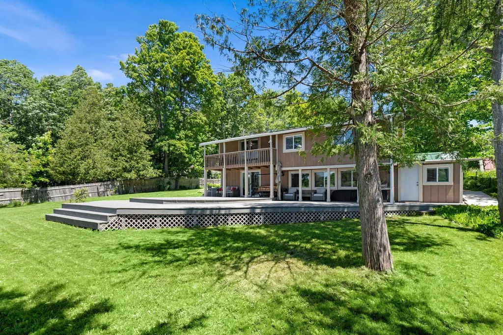 5541 Miles Road South Arm Township MI 49727