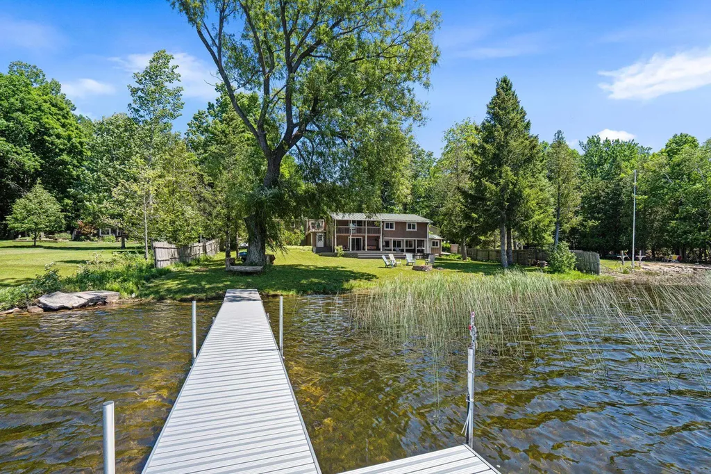 5541 Miles Road South Arm Township MI 49727