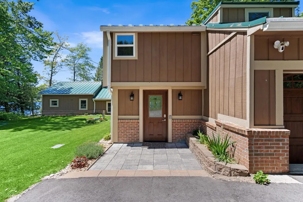 5541 Miles Road South Arm Township MI 49727