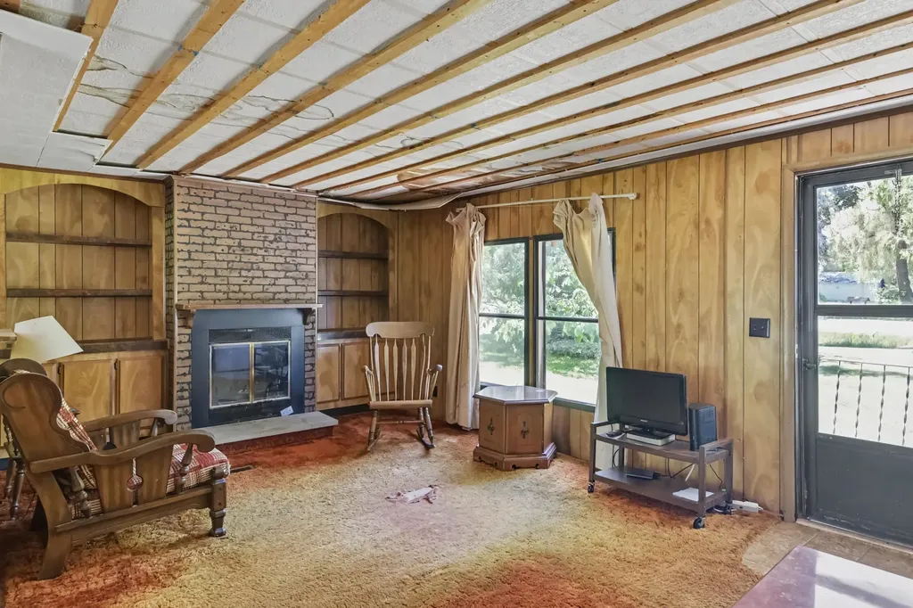 2576 N Four Mile Road East Bay Township MI 49686