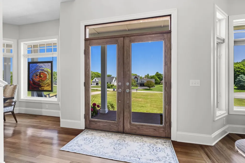 13295 Blue Shore Drive Peninsula Township MI 49686