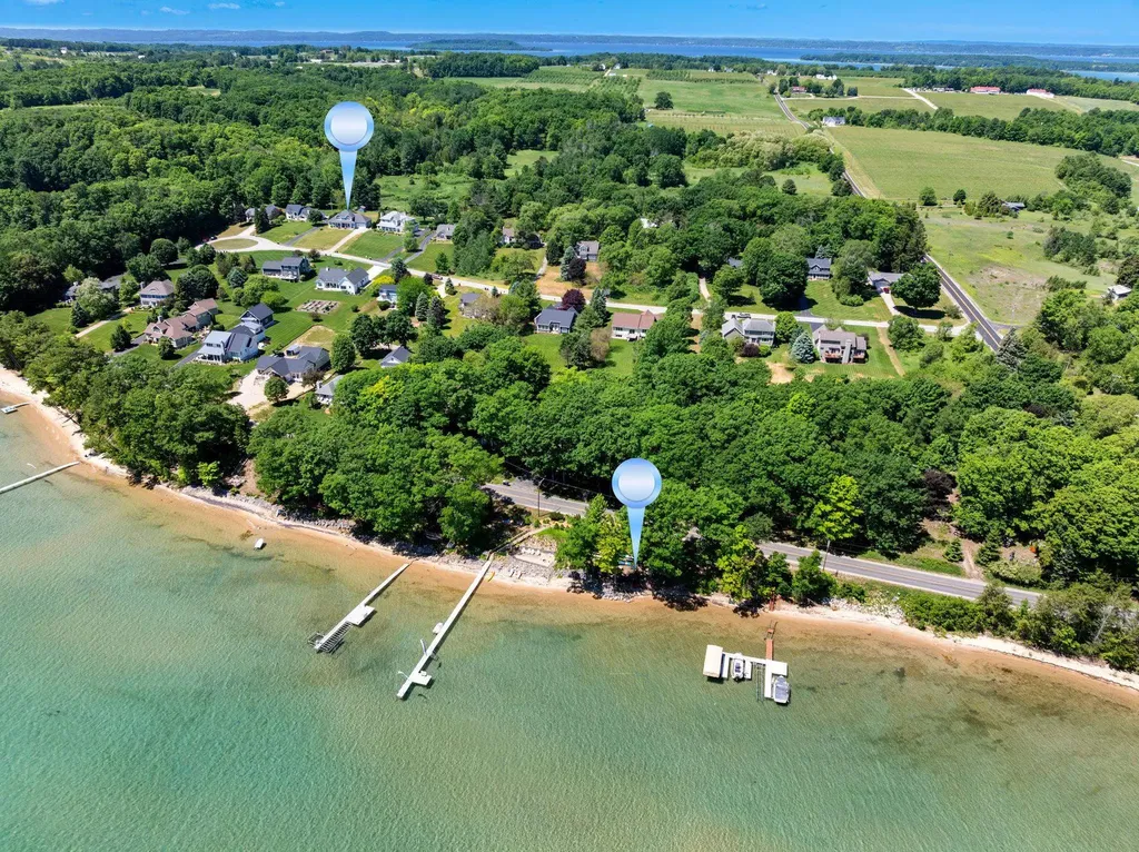 13295 Blue Shore Drive Peninsula Township MI 49686