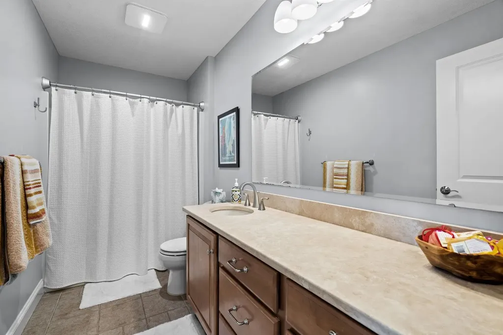 13295 Blue Shore Drive Peninsula Township MI 49686