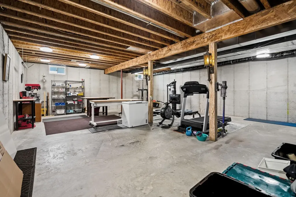 13295 Blue Shore Drive Peninsula Township MI 49686