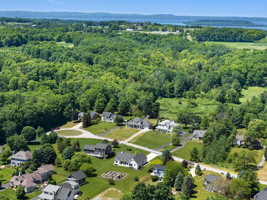 13295 Blue Shore Drive Peninsula Township MI 49686