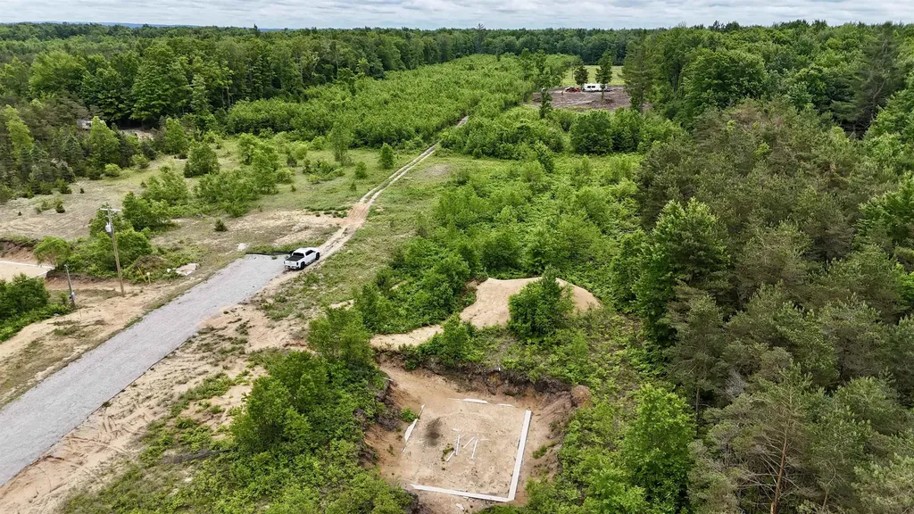 2406 E 32 Road Selma Township MI 49601