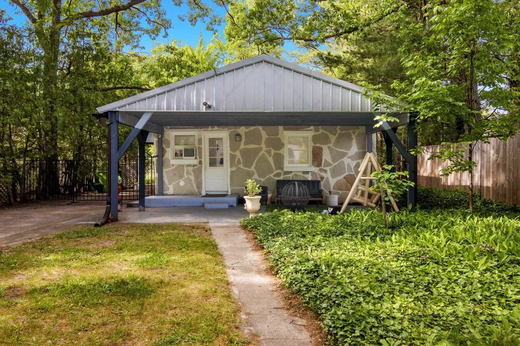 1024 Carver Street Traverse City City MI 49686